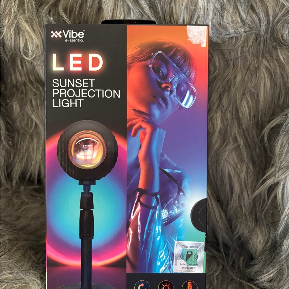 Vibe Projection Light Lamp Colorful LED Projection Lamp 180’ Rotation NWB
